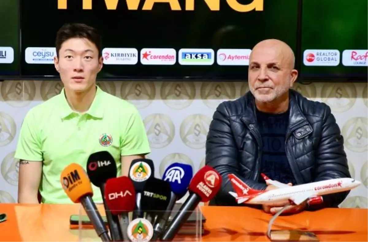 Alanyaspor, Ui-jo Hwang\'i kiraladı