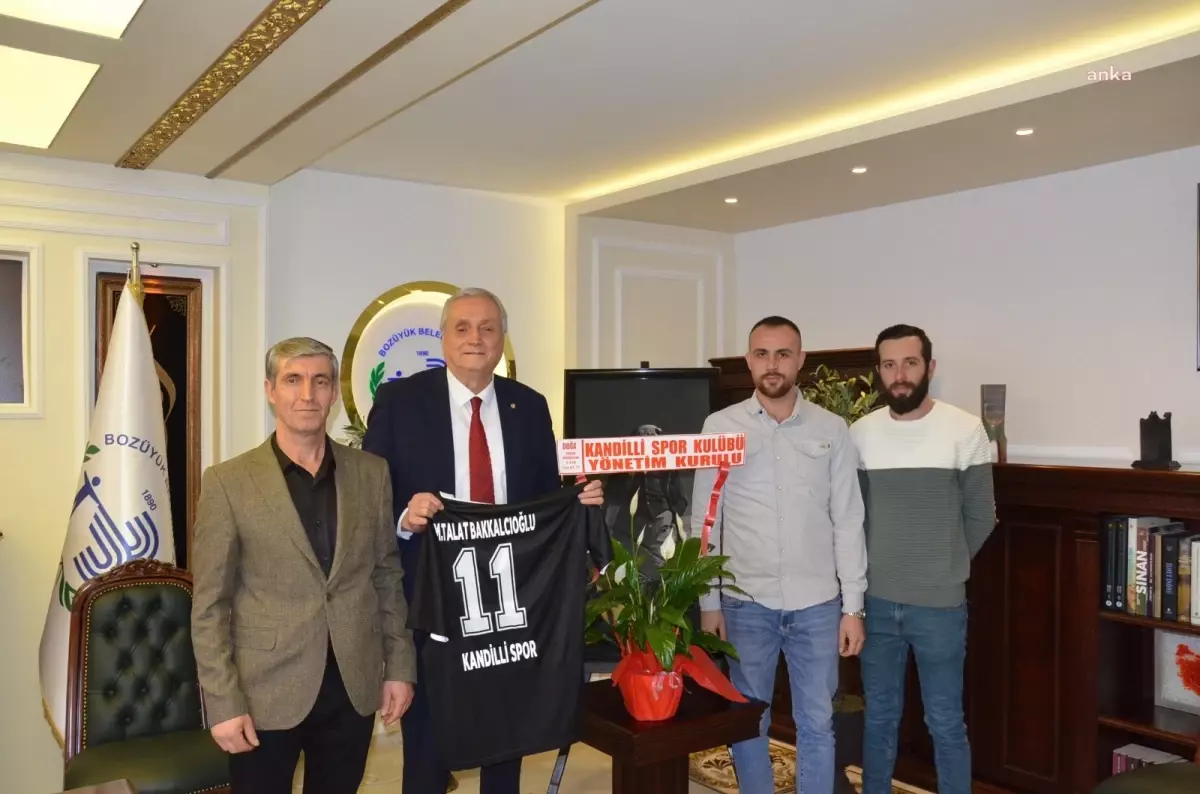 Kandilli Spor Kulübü Yönetimi Bozüyük Belediye Başkanı'nı Ziyaret Etti