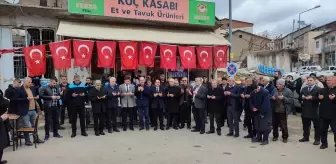 Çelikhan'da depremzedelere çorba ikramı yapıldı