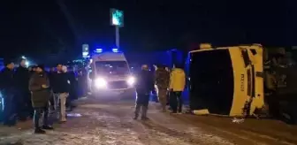 Dörtyol'da çevik kuvvet polislerini taşıyan midibüs devrildi: 11 yaralı