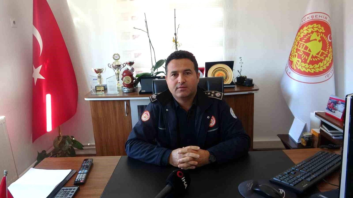 Muğla Büyükşehir Belediyesi İtfaiye Daire Başkanı Mehmet Karyağdı, Kahramanmaraş depremlerinde yaşadıklarını anlattı