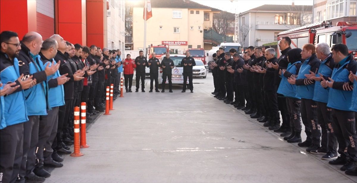 Kahramanmaraş Depreminin Yıl Dönümünde Arama Kurtarma Ekipleri Anma Programı Düzenledi