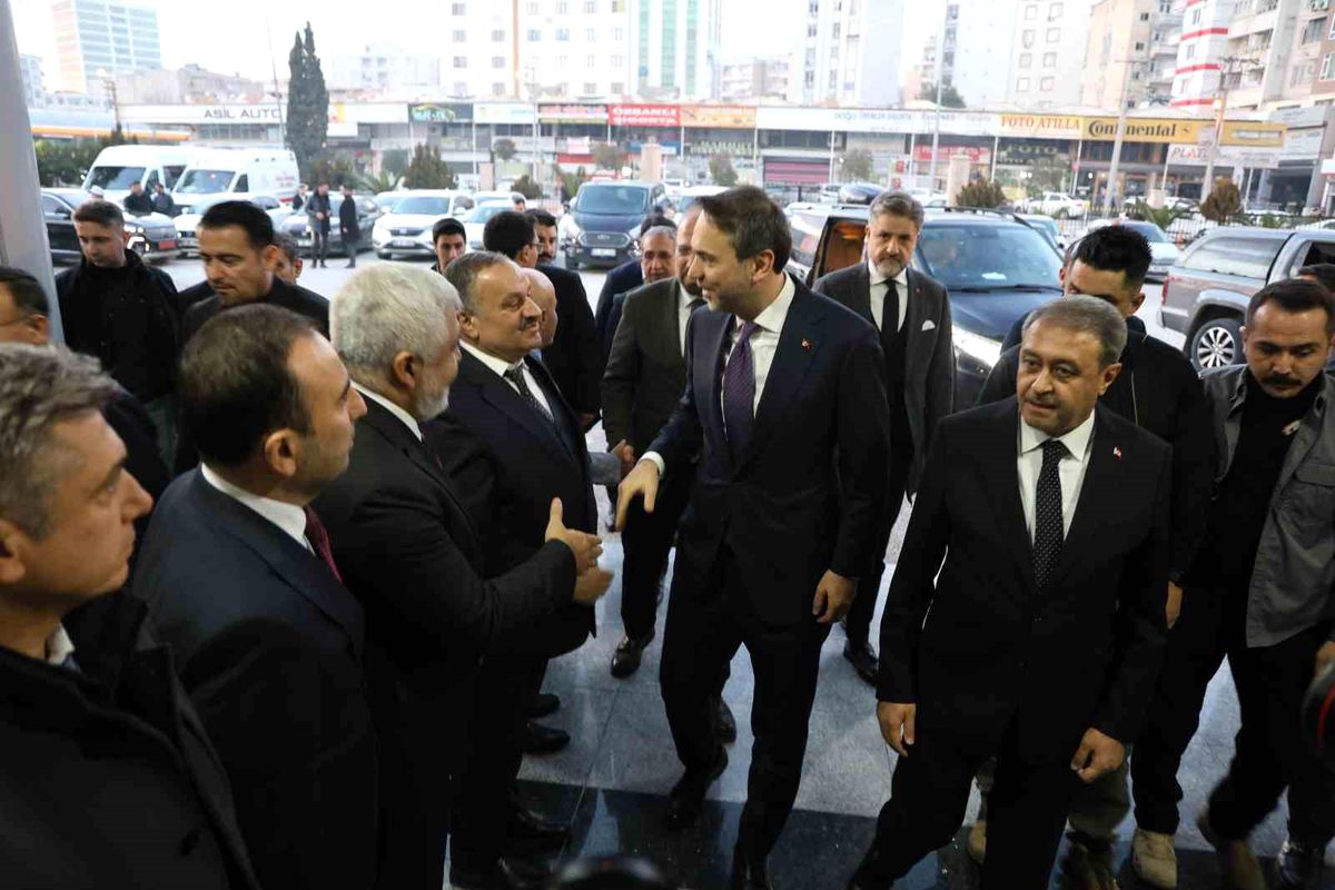 Enerji ve Tabii Kaynaklar Bakanı Şanlıurfa\'ya geldi