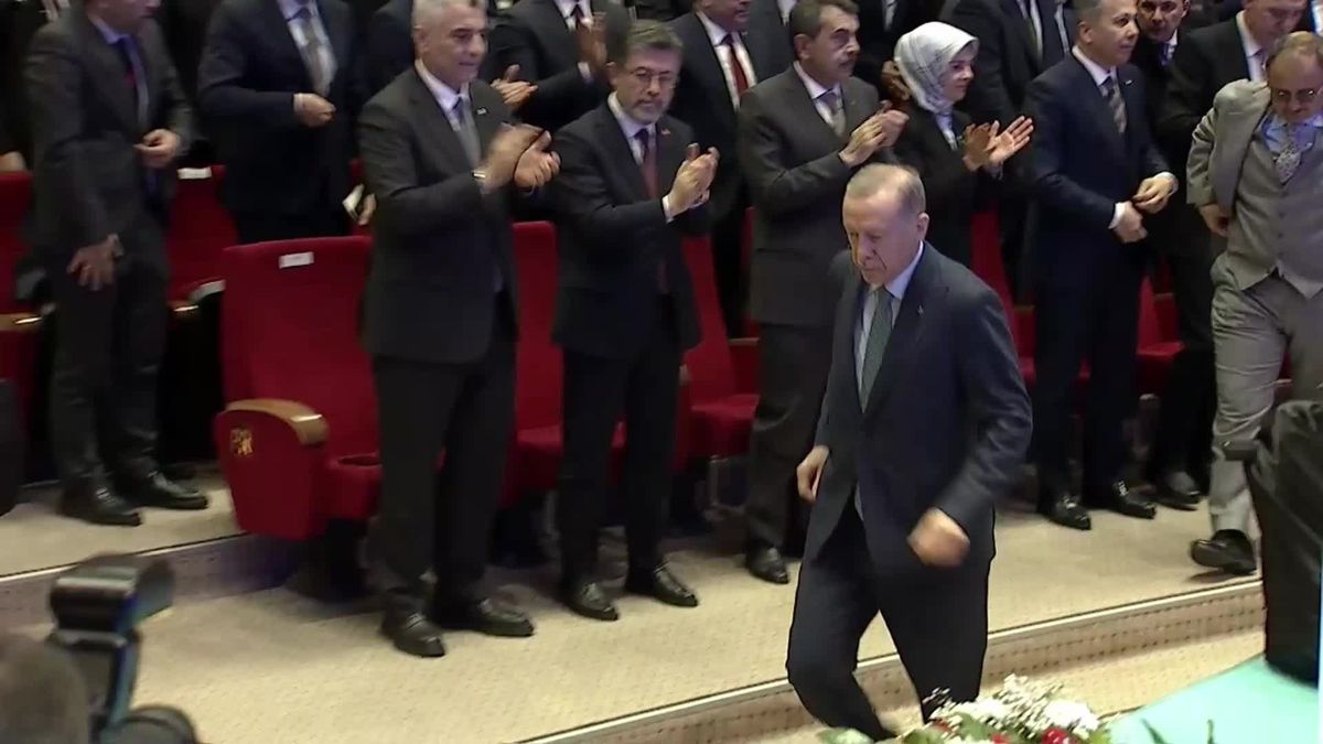 Erdoğan: Hangi Partiden Olduğuna Bakmaksızın Tüm Belediyelere Almaları Gereken Payı Eksiksiz Gönderdik, Gönderiyoruz.