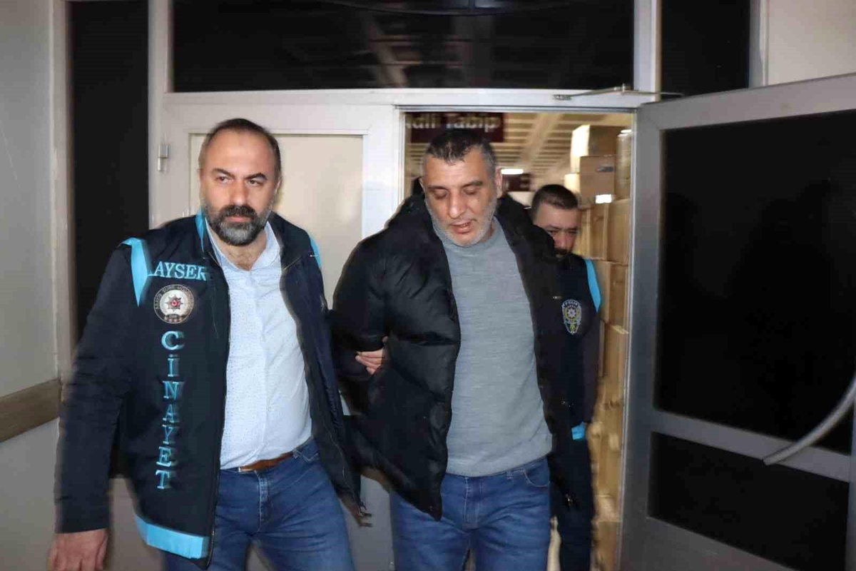 Kayseri\'de Gazeteciyi Silahla Vuran Şahıs Tutuklandı