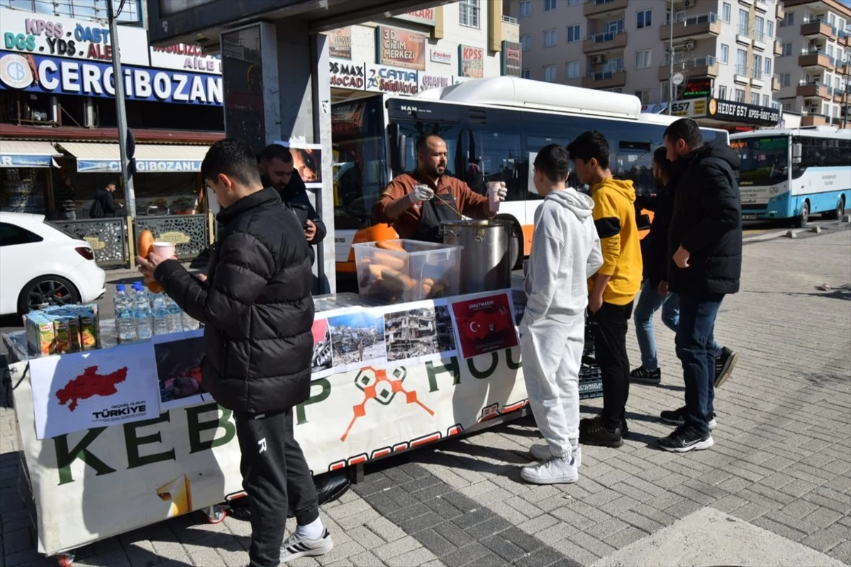 Gaziantep\'te depremzedelere ücretsiz çorba ikramı