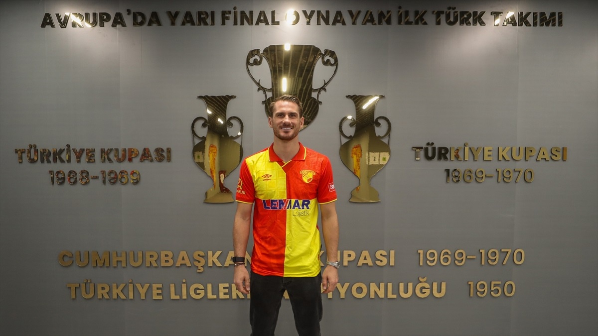 Göztepe, Turgay Gemicibaşı\'yı transfer etti