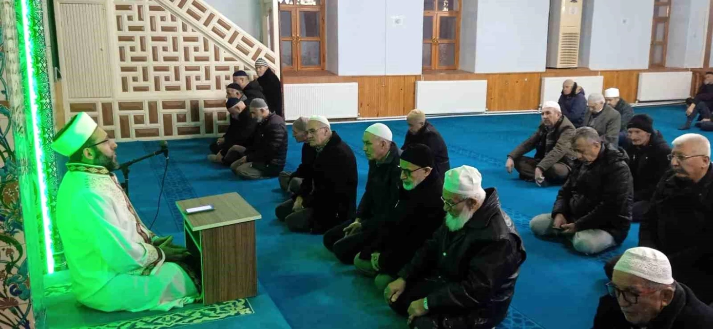 Hisarcık\'ta 6 Şubat depreminde vefat edenler için dualar edildi
