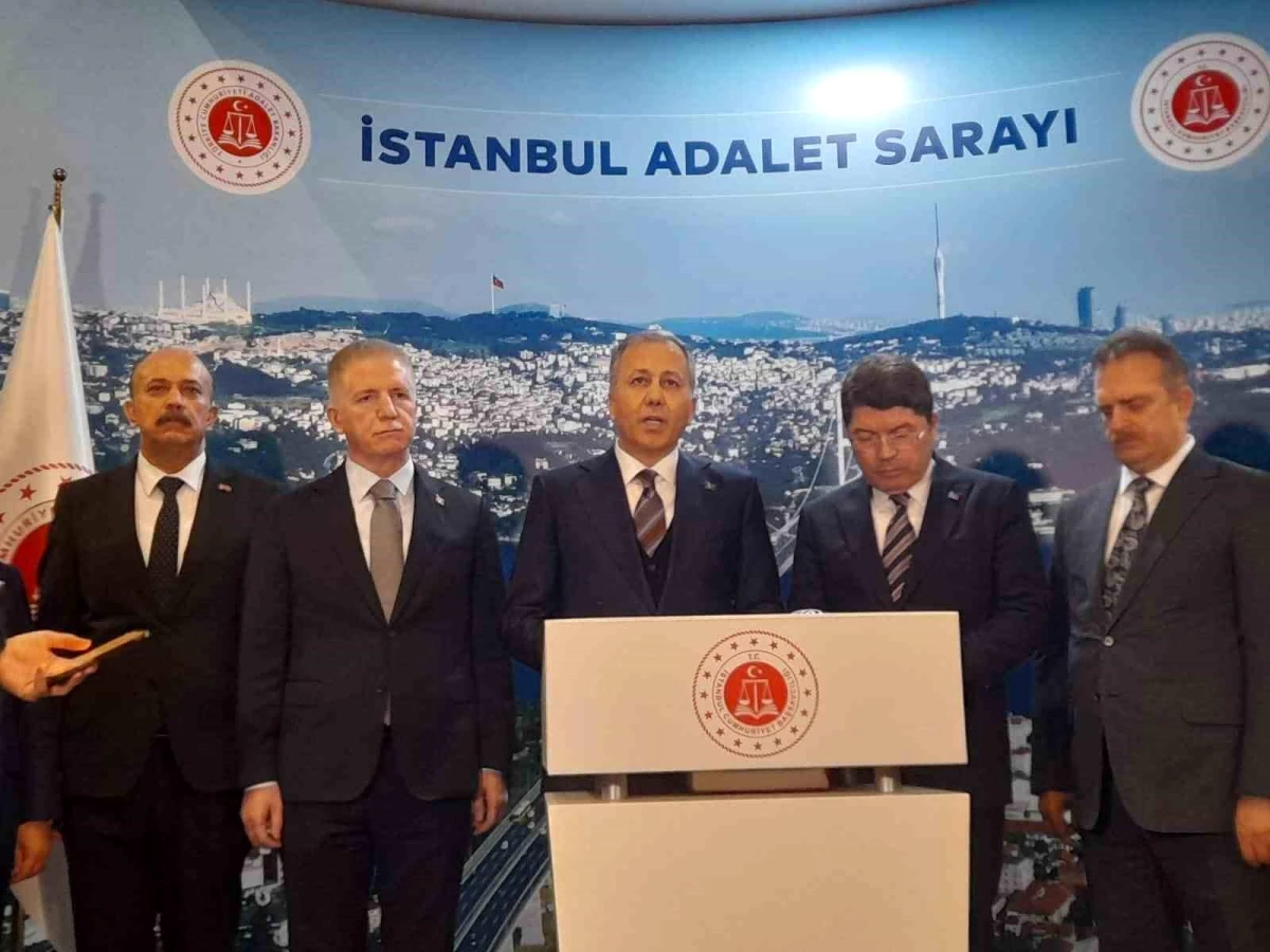 İstanbul Adalet Sarayı\'nda Terör Saldırısı: İçişleri Bakanı Açıklama Yaptı