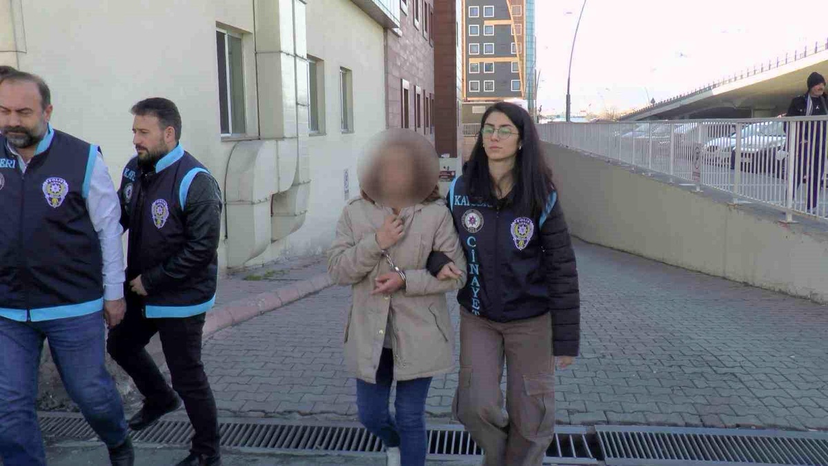 Kayseri\'de bıçaklı kavgada 1 kişi hayatını kaybetti, 2 şüpheli tutuklandı