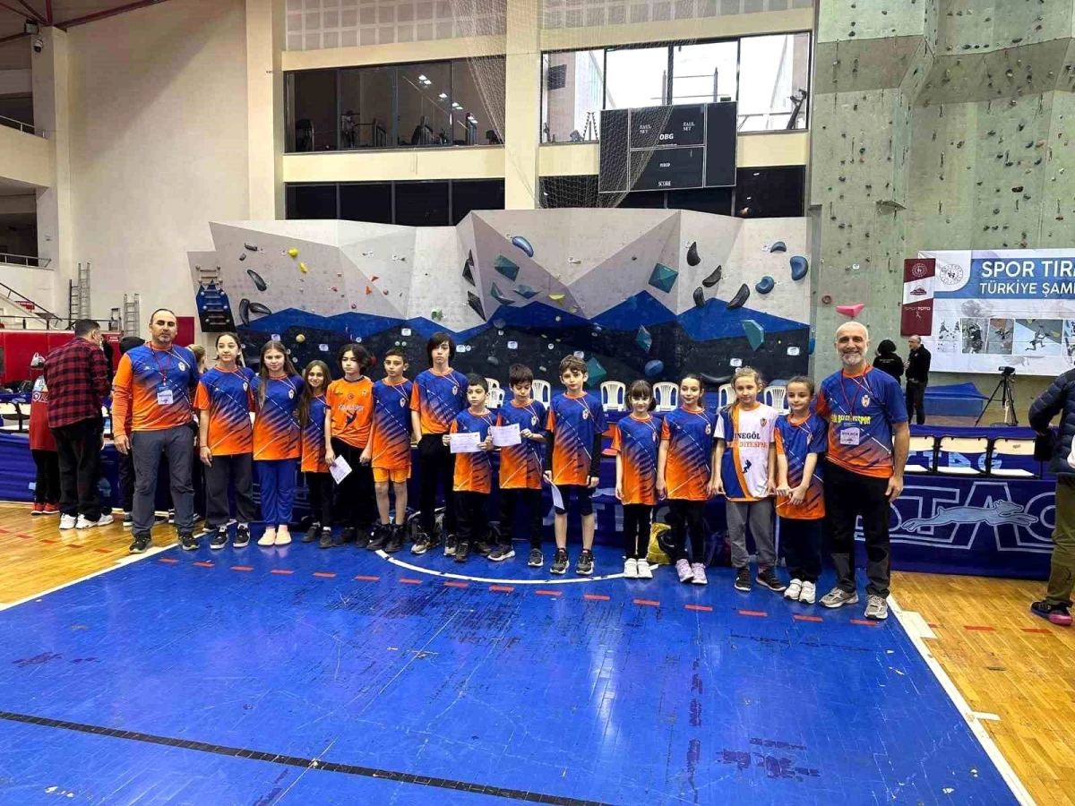 İnegöl Belediye Spor Kulübü Sporcuları Türkiye Şampiyonasında Madalyalarla Döndü