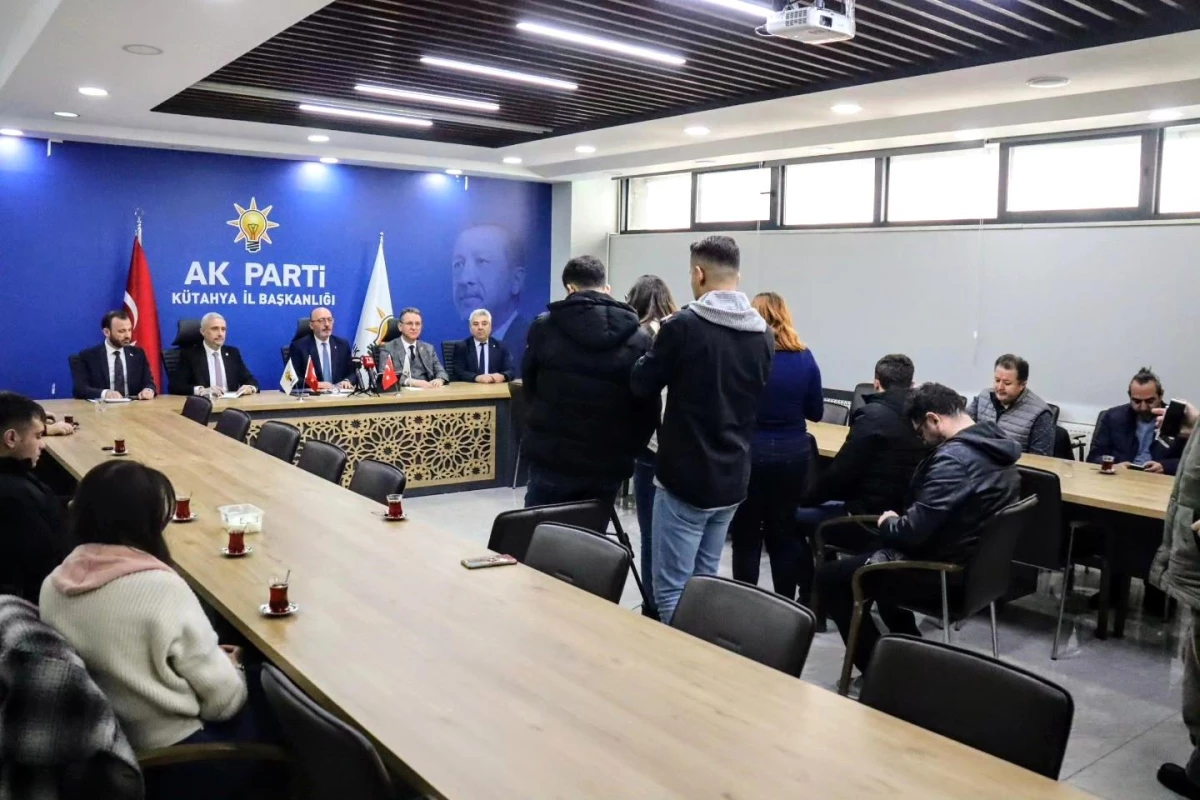 AK Parti Kütahya İl Başkanı Mustafa Önsay, 6 Şubat depremiyle ilgili bilgi verdi