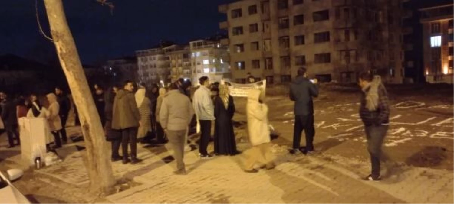 Malatya\'da depremde hayatını kaybedenler için anma etkinliği düzenlendi