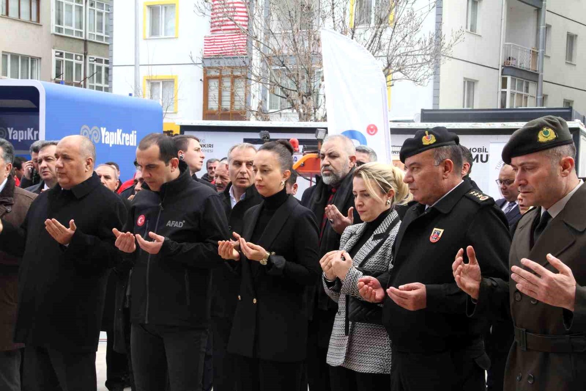 Kahramanmaraş Depremleri Çankırı\'da Fotoğraf Sergisiyle Anıldı