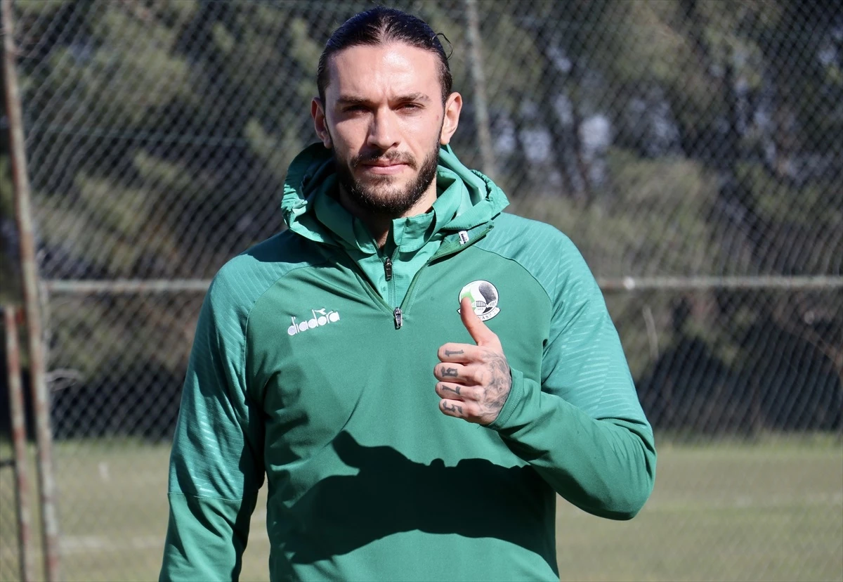 Sakaryaspor, Koray Kılınç\'ı transfer etti