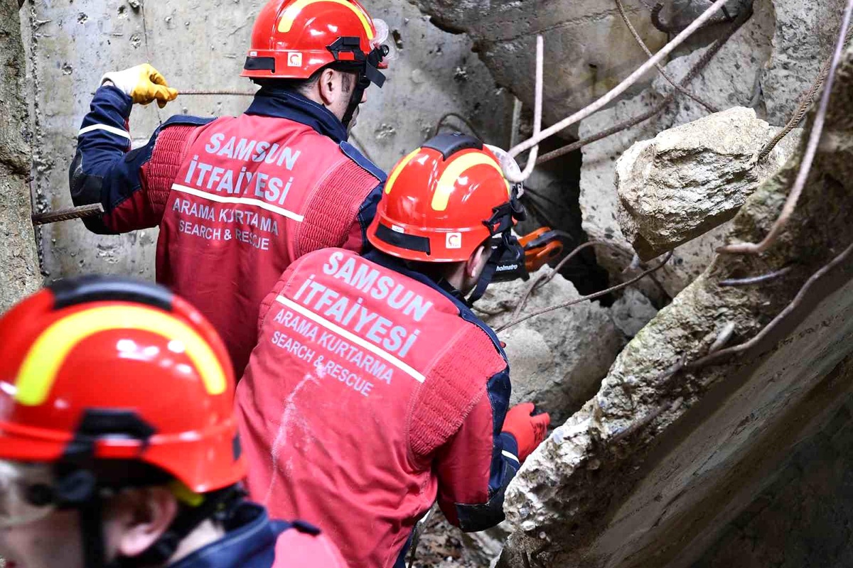 Samsun İtfaiyesi Doğal Afetlere Karşı 7 Gün 24 Saat Hazır Bekliyor