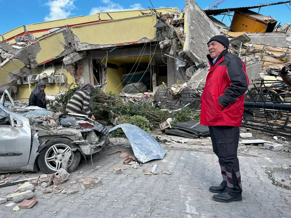 Seyhan Belediye Başkanı Akif Kemal Akay, 6 Şubat depremlerinin yıl dönümünde dayanışmayı vurguladı