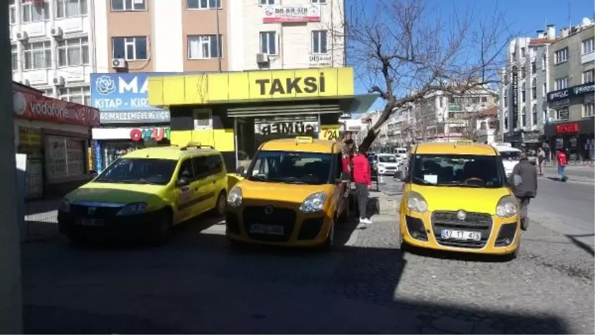 Konya\'da taksi şoförü bıçaklandı, saldırgan gözaltına alındı