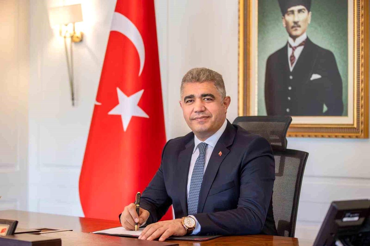 Düzce Valisi Selçuk Aslan, Kahramanmaraş depremlerinin yıl dönümünde mesaj yayınladı