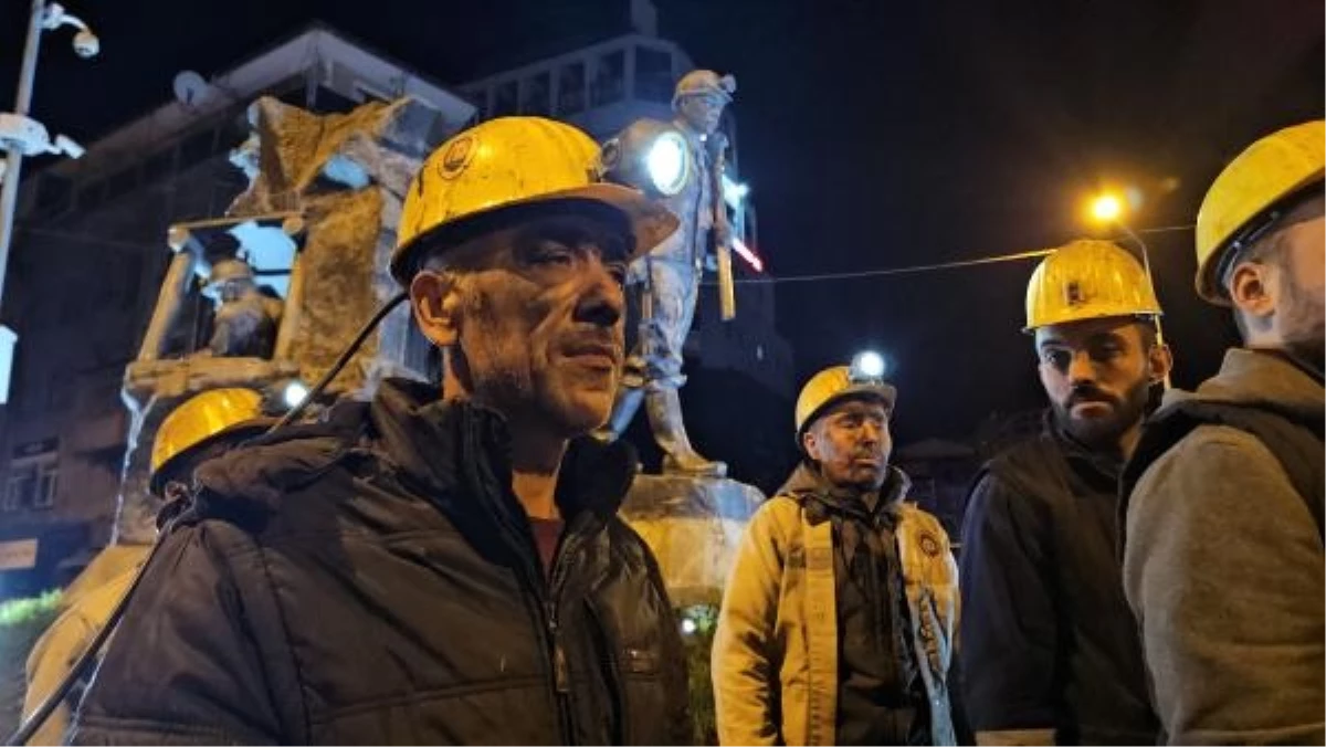 Zonguldak\'ta maden işçileri deprem anma programı düzenledi