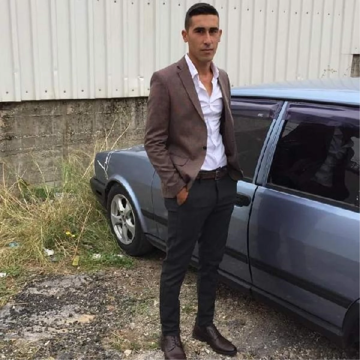 İzmir\'de yem karma makinesine sıkışan adam hayatını kaybetti