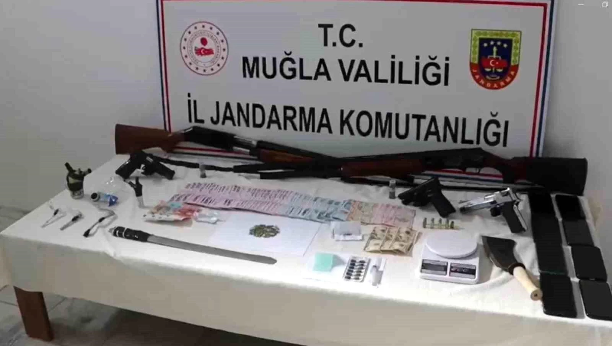 Muğla ve Aydın\'da uyuşturucu operasyonu: 9 şüpheli tutuklandı