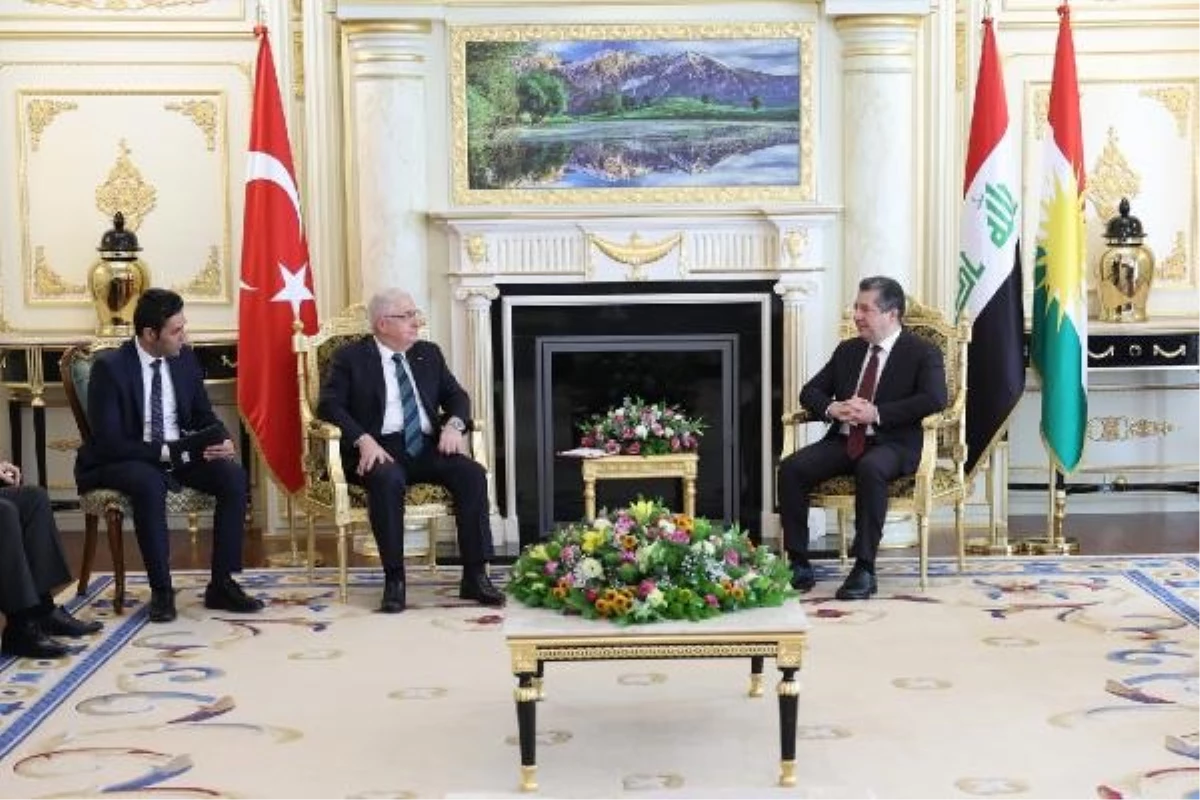 Milli Savunma Bakanı Yaşar Güler, Irak Kürt Bölgesel Yönetimi Başbakanı Mesrur Barzani ile Görüştü