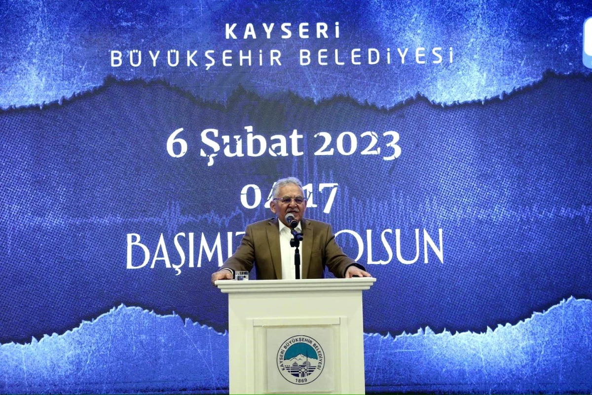 Kayseri Büyükşehir Belediye Başkanı Depremzedelerle Buluştu