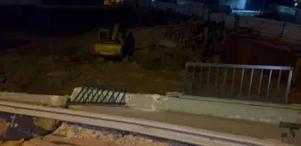 Nilüfer'de İnşaat Kazısı Sırasında Yolda Göçük Meydana Geldi