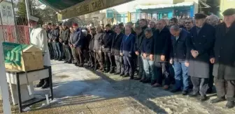 Şavşat'ta çığ düşen iş makinesi operatörü toprağa verildi