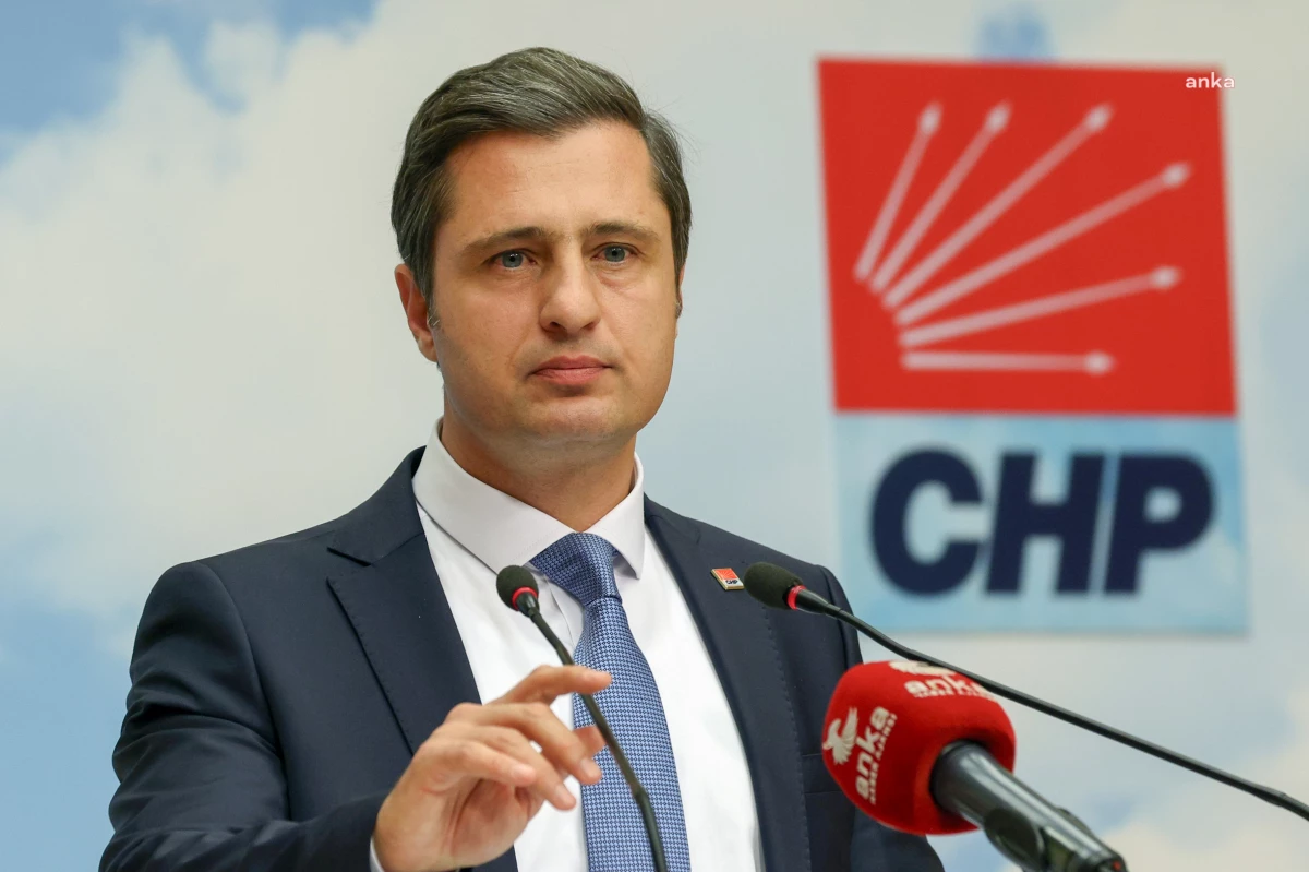 CHP Sözcüsü Deniz Yücel, AKP\'nin İzmir Adayı Hamza Dağ\'ın su indirimini eleştirdi