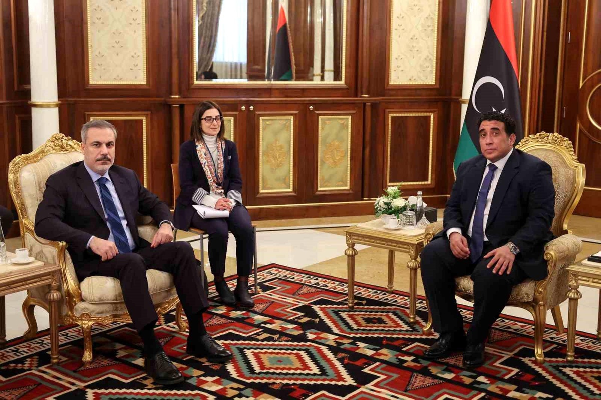 Dışişleri Bakanı Hakan Fidan, Libya Başkanlık Konseyi Başkanı Muhammed El Menfi ile Görüştü