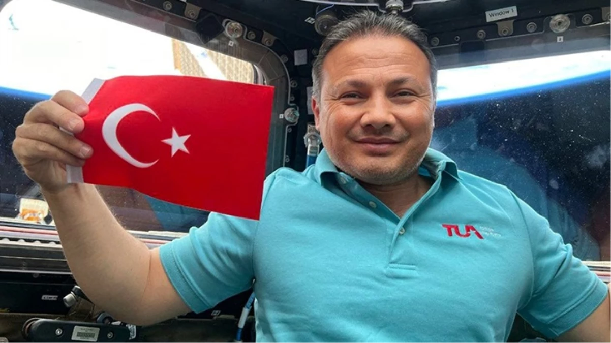 İlk Türk astronot Alper Gezeravcı ve Axiom-3 ekibinin Dünya\'ya dönüş yolculuğu başladı