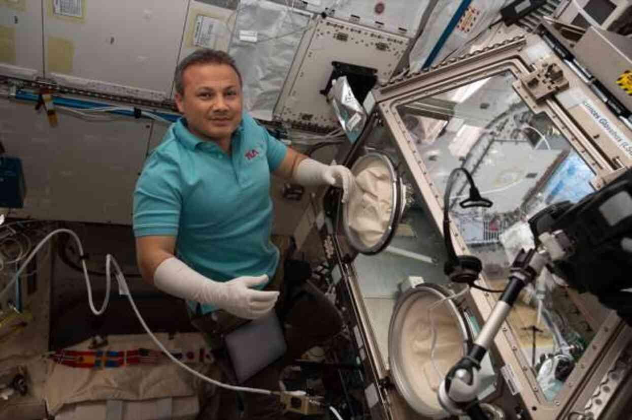 İlk Türk astronot Alper Gezeravcı ve Axiom-3 ekibinin Dünya'ya dönüş yolculuğu başladı