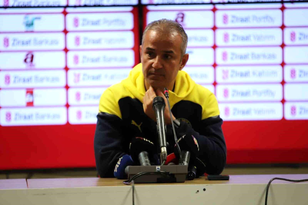 Fenerbahçe Teknik Direktörü İsmail Kartal: Turu geçtik ama küçük sakatlıklarla maçı atlattık