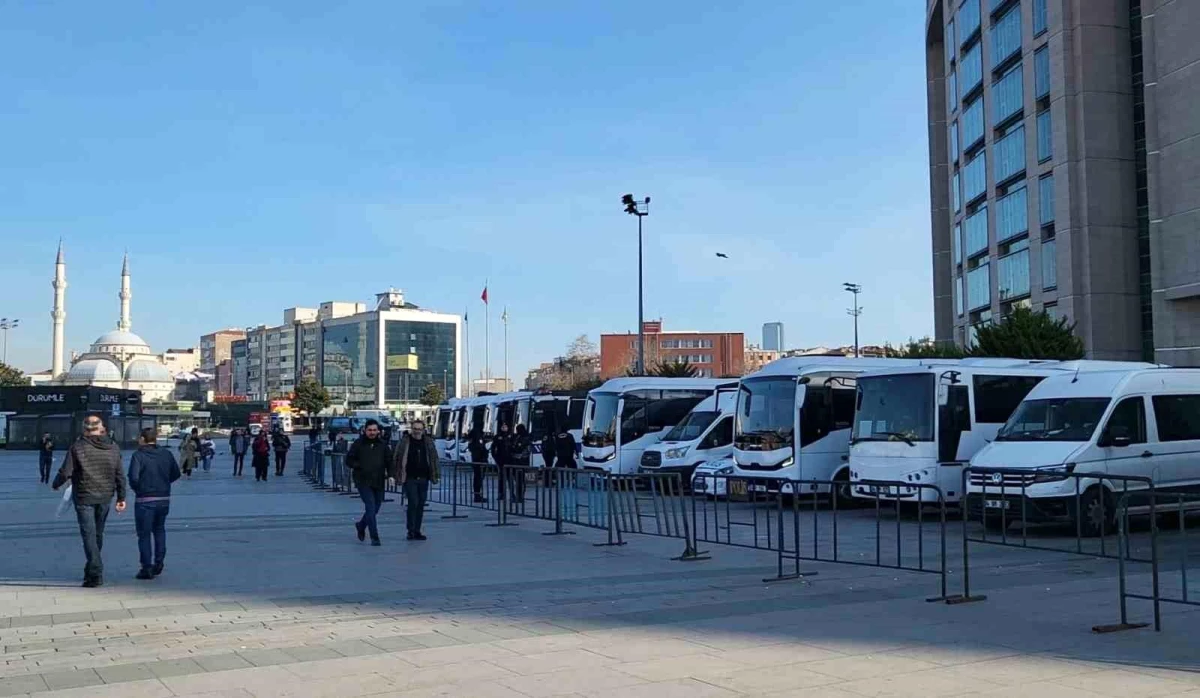 İstanbul Adalet Sarayı\'nda silahlı saldırı sonrası güvenlik önlemleri artırıldı