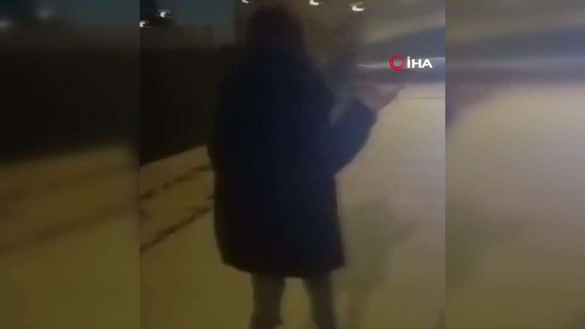 İstanbul\'da takside taciz tartışması: Ücreti ödemeyen kadın iftira attı