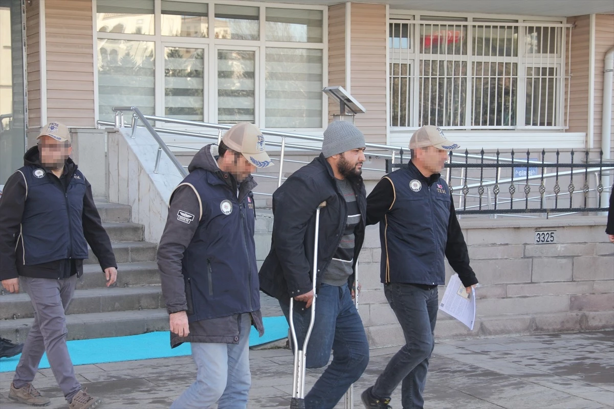 Kırıkkale\'de DEAŞ Operasyonu: Eylem Yapma İhtimali Olan Zanlı Gözaltına Alındı