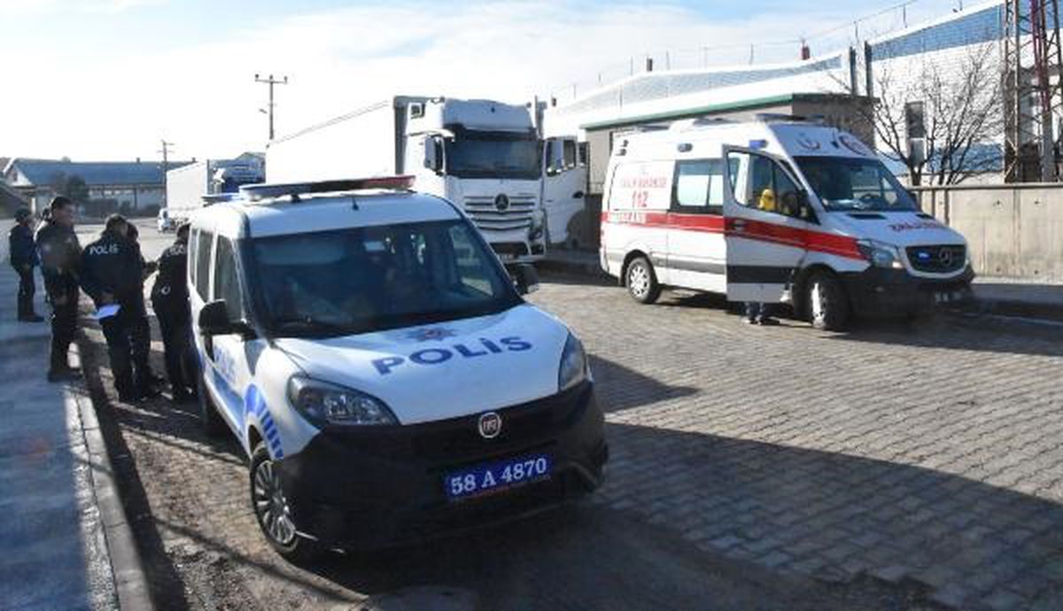 Sivas'ta TIR'ında Ölü Bulunan Şoförün Kimliği Belirlendi