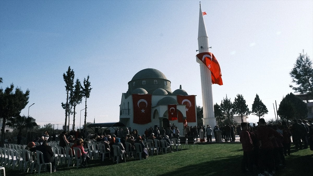 Mersin\'in Mut ilçesinde hayırsever iş insanı tarafından yaptırılan cami ibadete açıldı