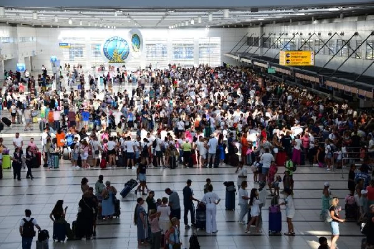 Türkiye\'deki Havalimanlarında Ocak Ayında 14 Milyon Yolcuya Hizmet Verildi
