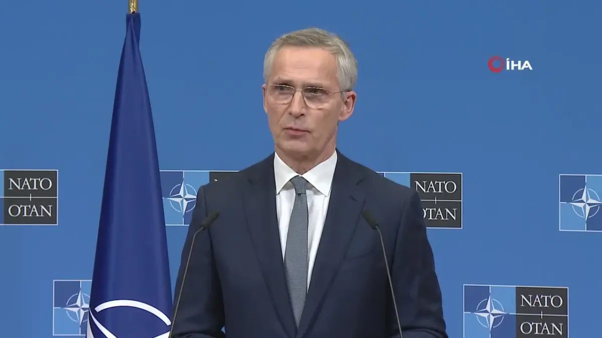 Stoltenberg, Türkiye\'yi Ukrayna\'ya destek konusunda örnek gösterdi