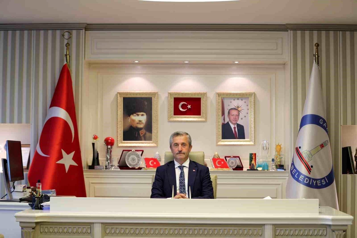 Şahinbey Belediye Başkanı Mehmet Tahmazoğlu, Gazilik unvanının yıl dönümünü kutladı