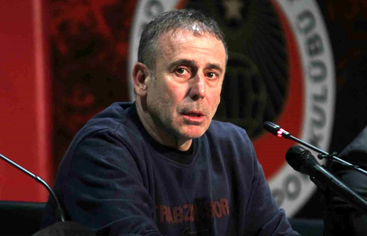 Trabzonspor Teknik Direktörü Abdullah Avcı: Bu zeminin denetlenmesi lazım
