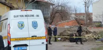 Aksaray'da boş arsada bir kişinin cansız bedeni bulundu