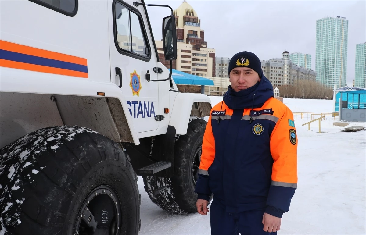 Kazakistan arama kurtarma ekibi işitme engelli bir kişiyi kurtardı