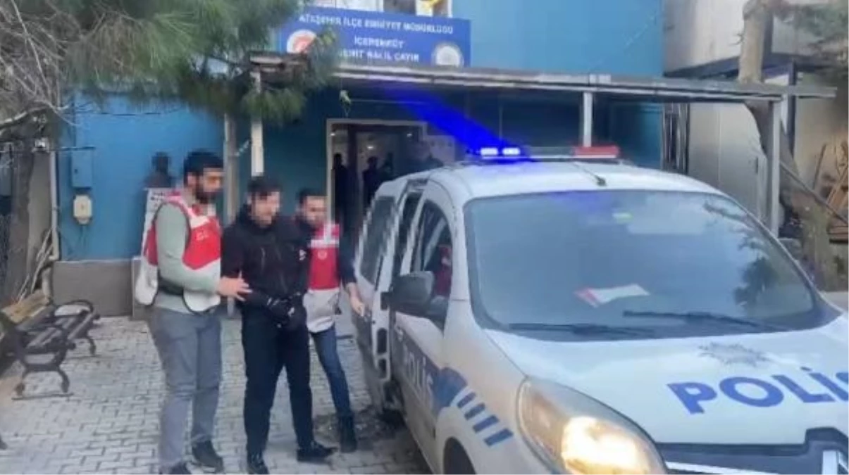 Ataşehir\'de Minibüs Şoförünü Almayan Sürücü Yakalandı