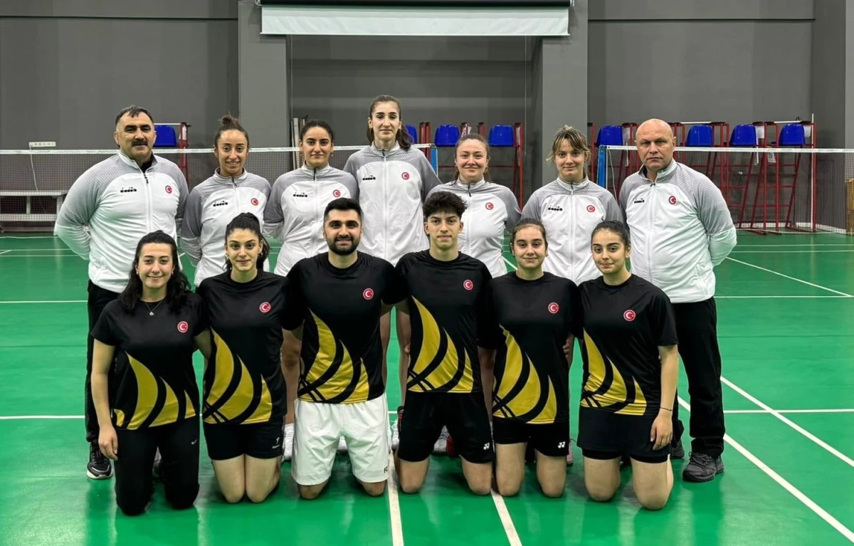 Badminton Büyükler A Milli Takımına Erzincan\'dan 8 sporcu davet edildi