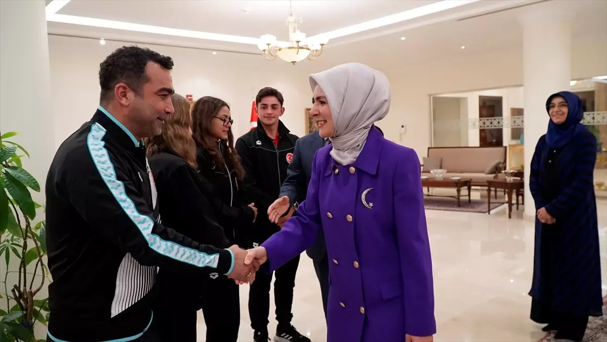 Aile ve Sosyal Hizmetler Bakanı Gazze'deki gazeteciye taziye ziyaretinde bulundu