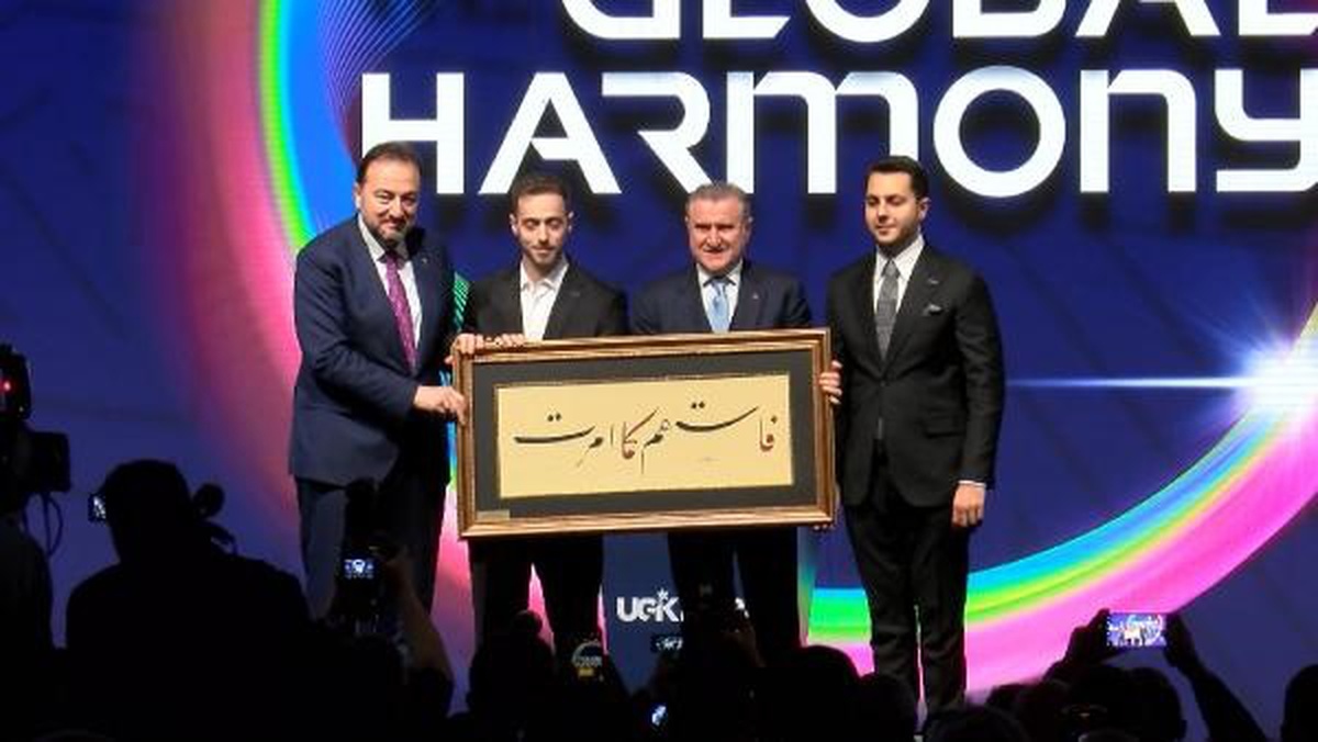 Genç İş Adamları Kongresi\'nde Gençlik ve Spor Bakanı\'ndan Gençlere Yatırım Çağrısı